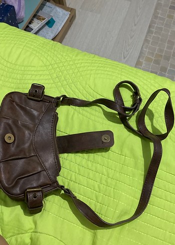 Beden kahverengi Renk Kahverengi Deri Tokalı Kadın Çanta