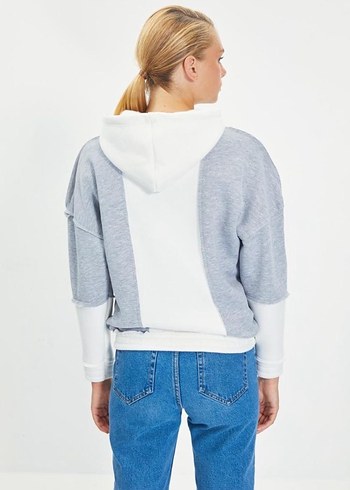 Diğer Gri Kapüşonlu Rahat Kesim Kadın Sweatshirt