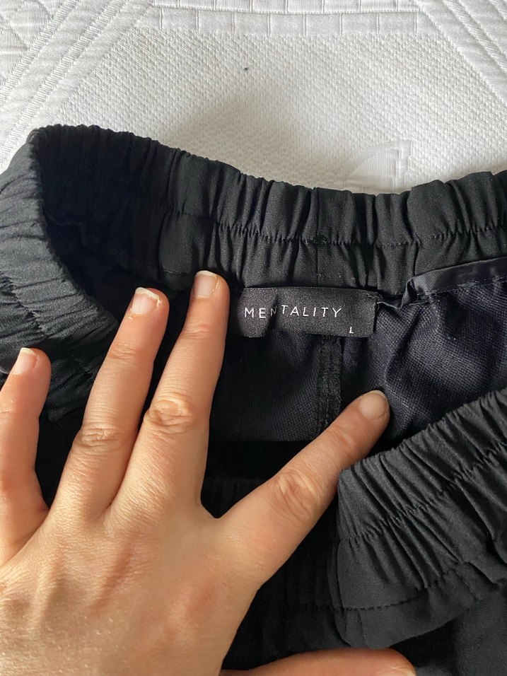 Siyah paraşüt pantolon - Görsel 3