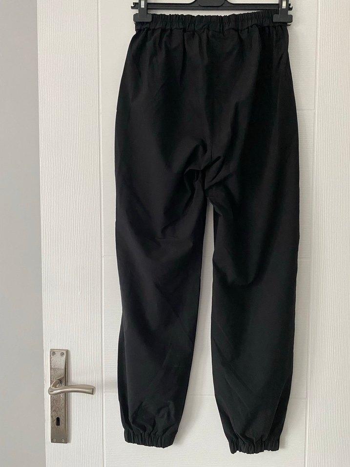 Siyah paraşüt pantolon - Görsel 2