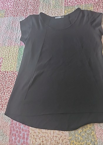 V Yaka Kısa Kollu Siyah Bluz