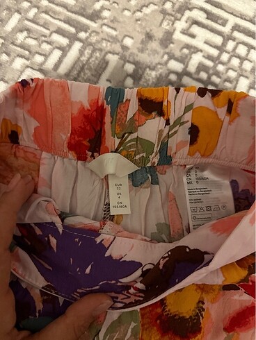 32 Beden Mini şort