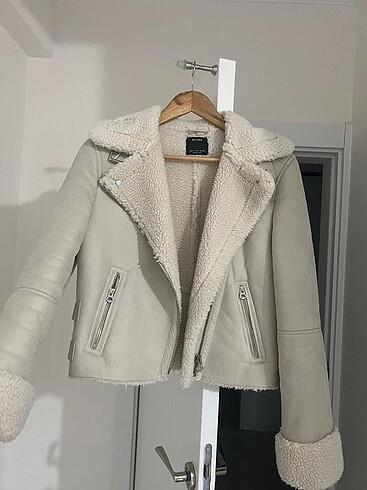 Bershka Biker Mont