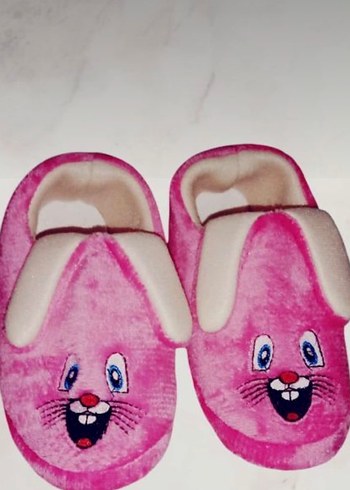 Nakışlı Pembe Kız Çocuk Ev Terliği