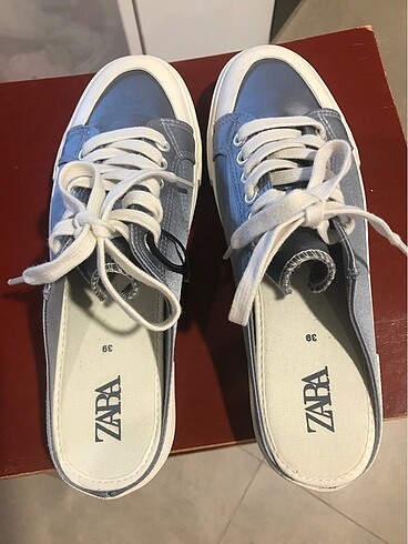 39 Beden mavi Renk ZARA SATEN SPOR AYAKKABI