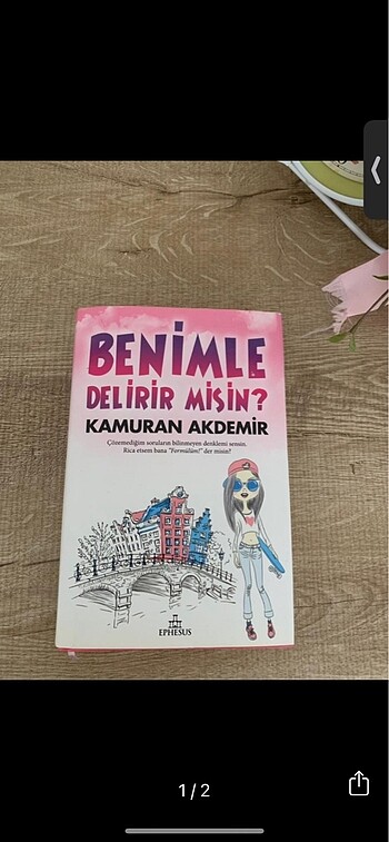 Saç ürünleri ve kitaplar