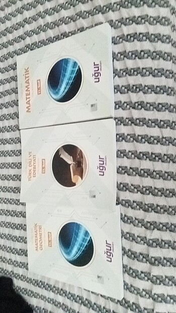 3 adet kitap 
