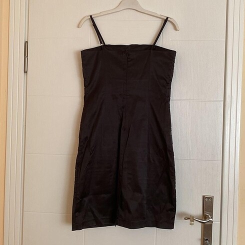 Askılı boleralı kısa abiye - Görsel 5