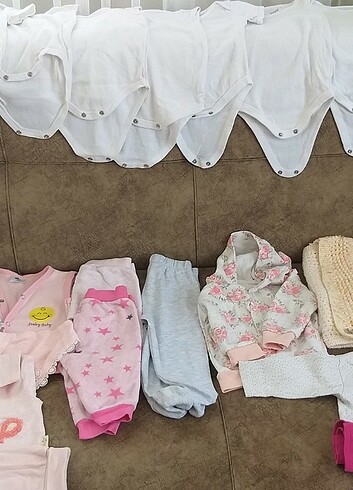 Kız bebek kıyafet