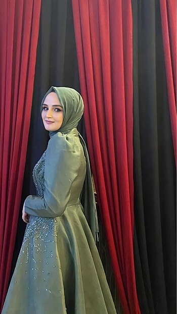 Yeşil abiye