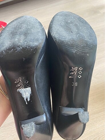 38 Beden Stiletto