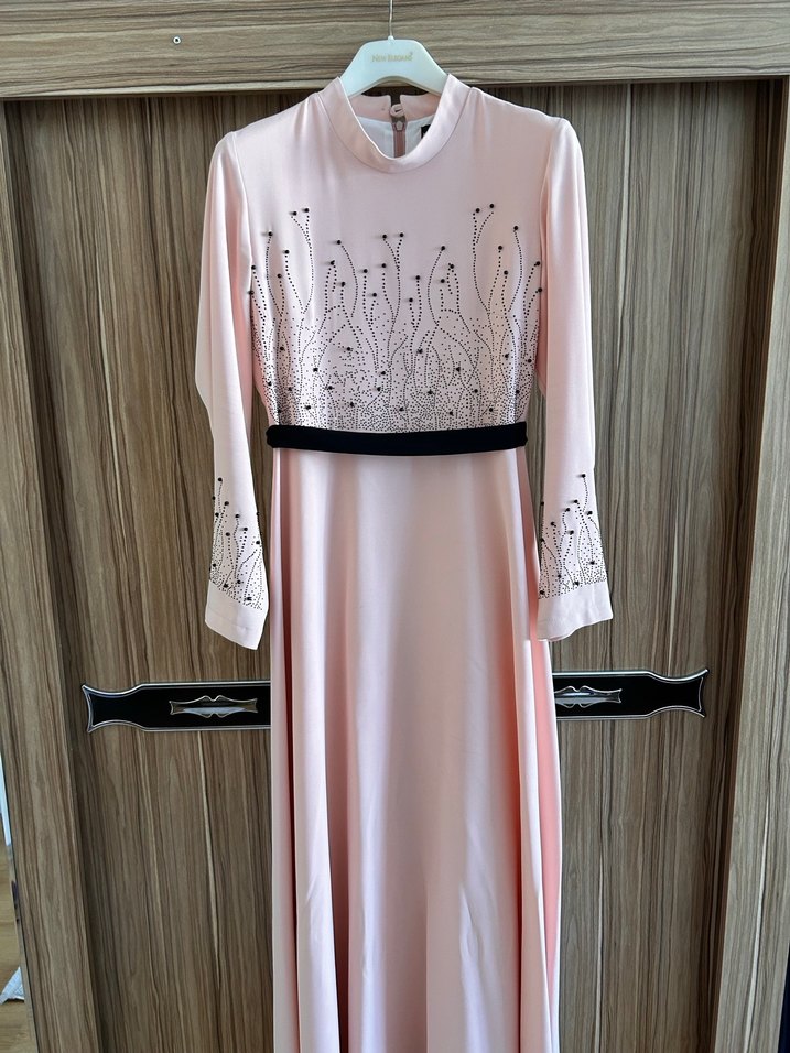 Uzun Kollu  Elbise - Görsel 2