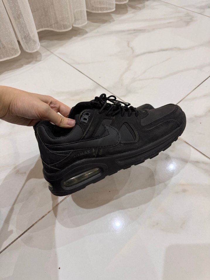 Siyah Nike Kadın Spor Ayakkabı - Görsel 2