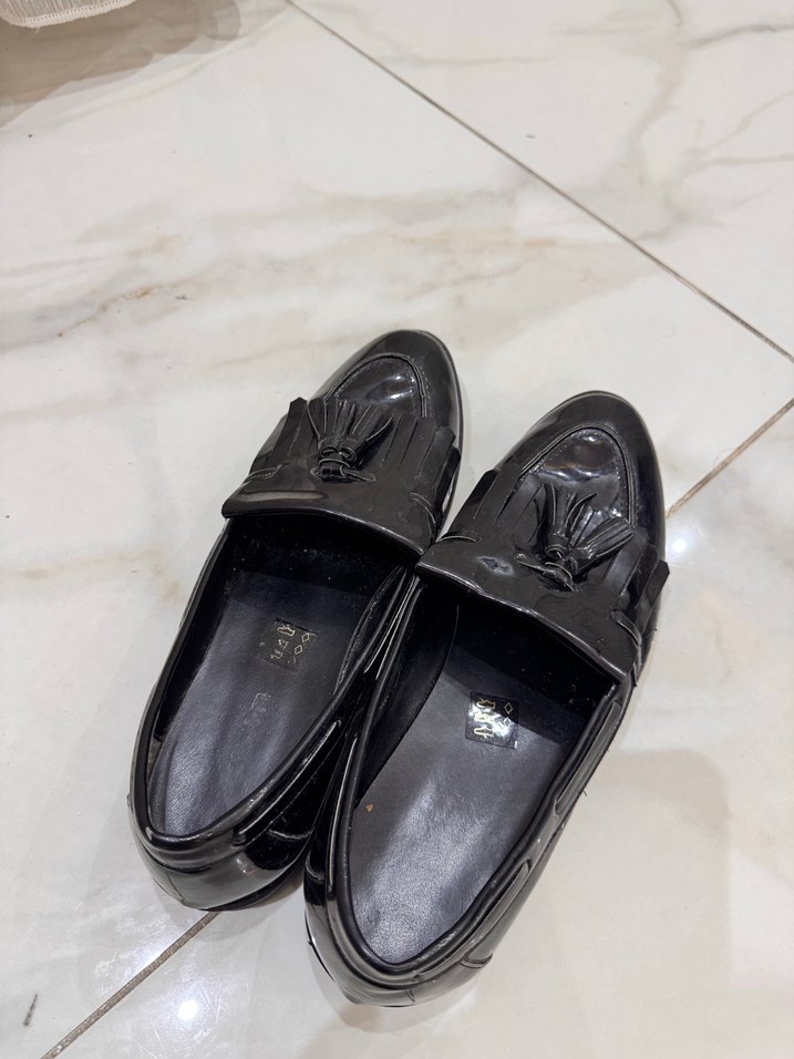 Siyah rugan kadın babet - Görsel 3