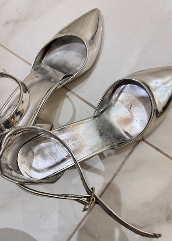 Gümüş stiletto kısa topuklu ayakkabı kadın gümüş abiye ayakkabı - Görsel 3