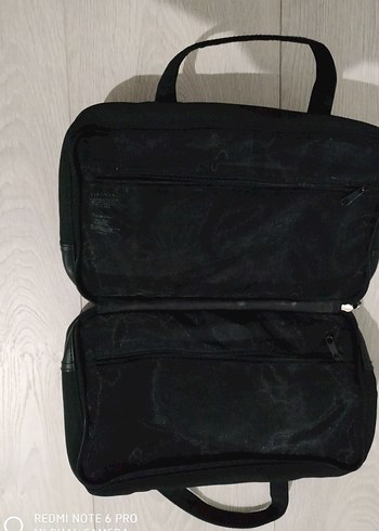 Calvin Klein Kozmetik Çantası - Görsel 3