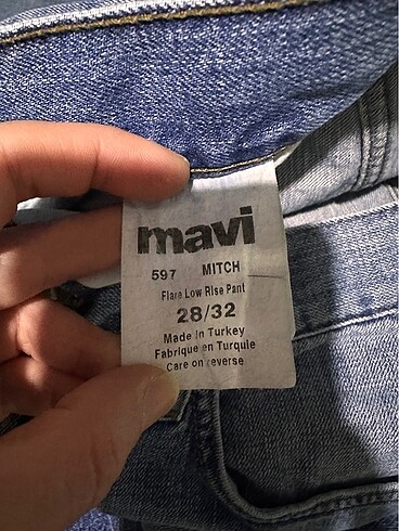 28 Beden mavi Renk Mavi flare jean