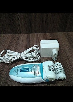 Clean&Clear; Jel Temizleyici ve Losyon ikili set ve Epilatör