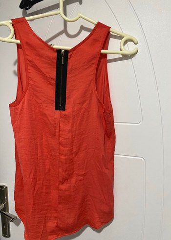 Kolsuz Kırmızı V Yaka Keten Bluz - Görsel 2