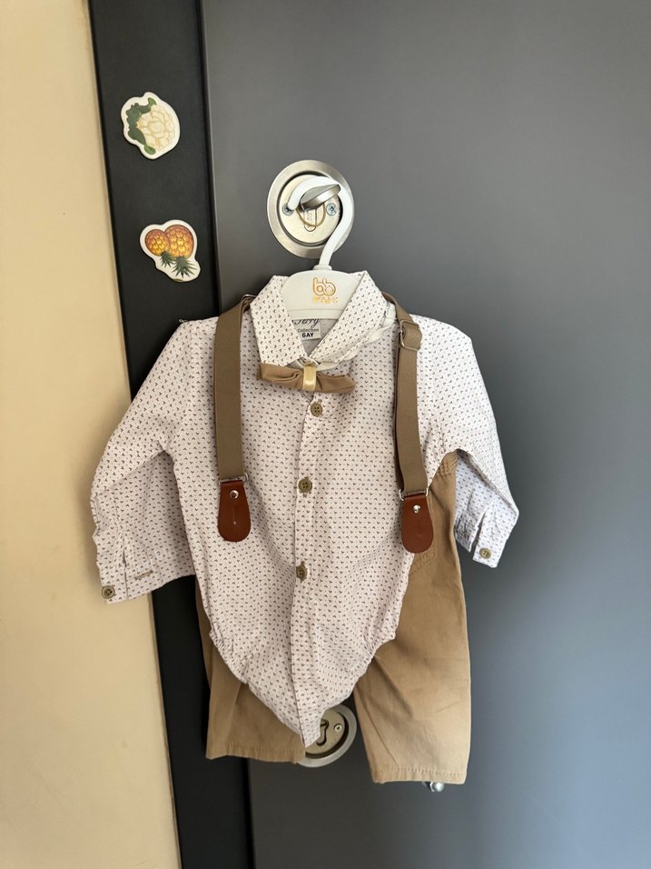 Düğmeli Bej Erkek Bebek Takımı - Görsel 2