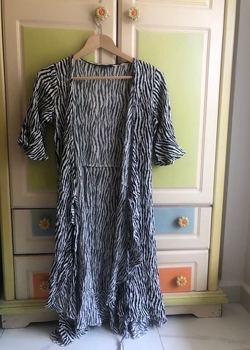 LCW Casual Gri Zebra Desenli Kadın elbise - Görsel 2