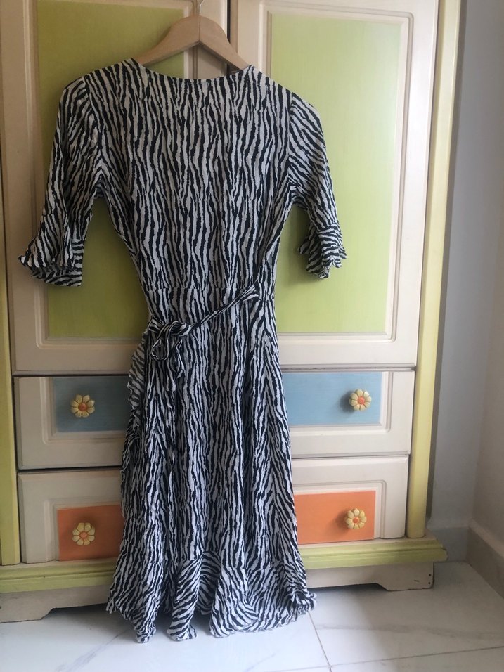 LCW Casual Gri Zebra Desenli Kadın elbise - Görsel 4