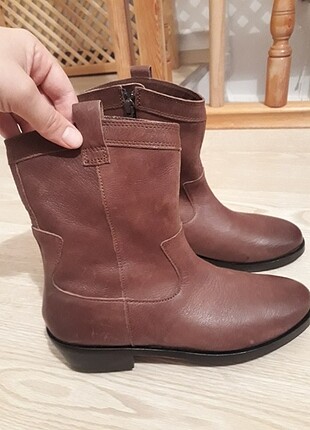 Zara Zara kovboy bot 