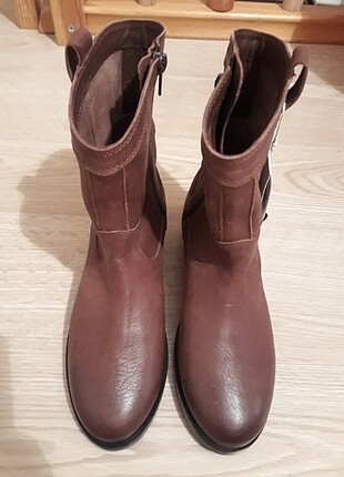 37 Beden Zara kovboy bot 