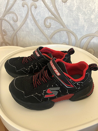 Skechers 29 numara 