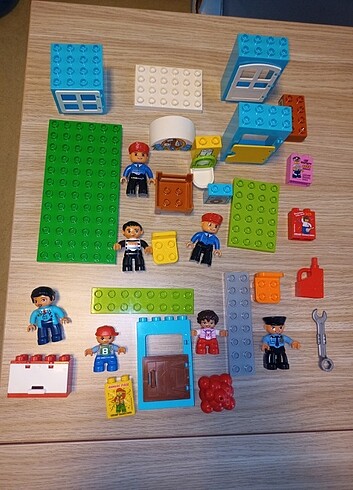 Lego duplo toplam 295 parça 