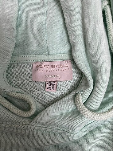 m Beden turkuaz Renk Pull and bear sweatshirt