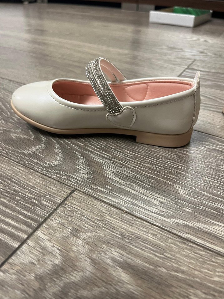 Kız Çocuk Beyaz Tokalı Babet Ayakkabı - Görsel 4