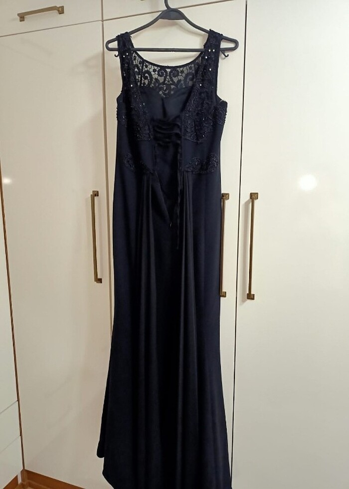 Güpür işleme detaylı abiye elbise  - Görsel 3