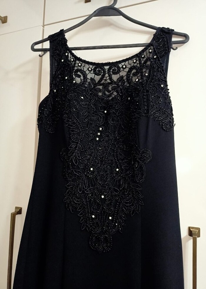 Güpür işleme detaylı abiye elbise  - Görsel 4