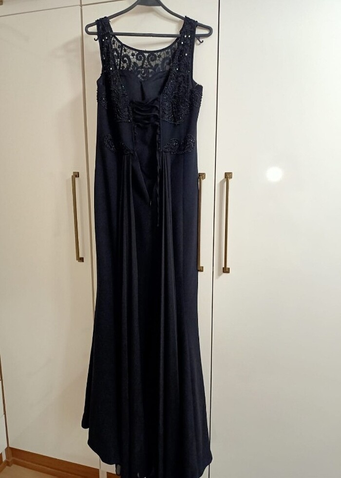 Güpür işleme detaylı abiye elbise  - Görsel 5