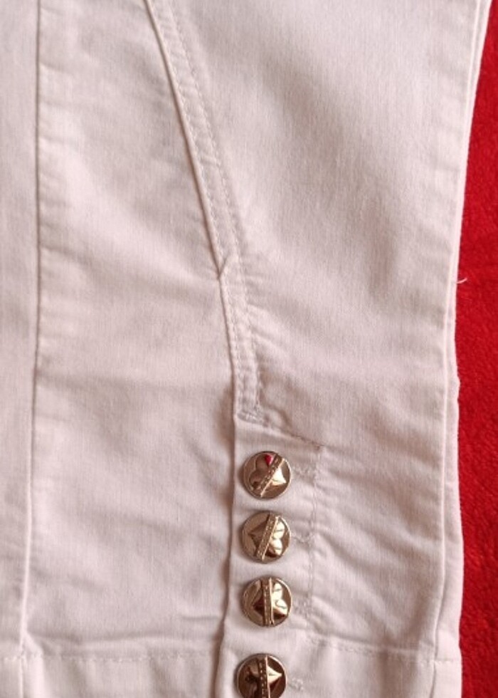 Beyaz kapri jean pantolon  - Görsel 2