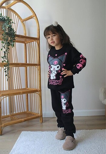 Zara Kuromi Takım
