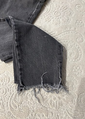 Gri Denim Düğmeli Jean - Görsel 4