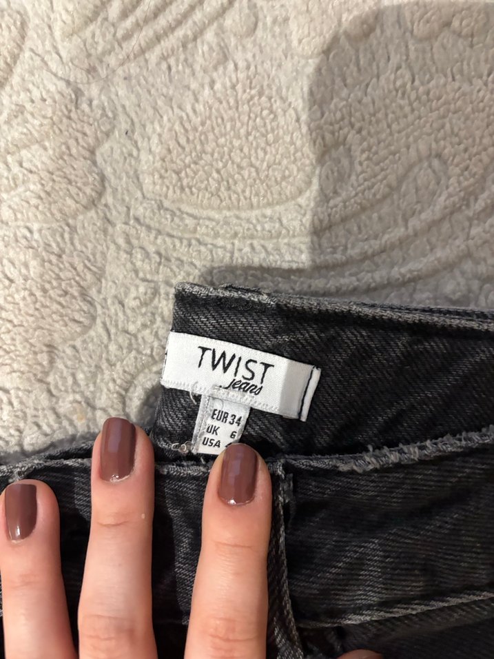 Gri Denim Düğmeli Jean - Görsel 2