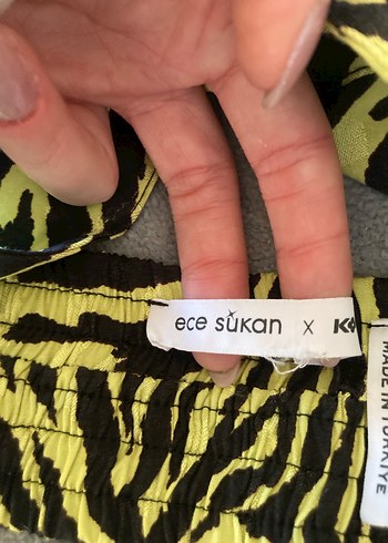 Sarı Zebra Desenli Askılı Büstiyer - Görsel 4