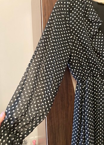 Siyah Puantiyeli V Yaka Midi Elbise - Görsel 2