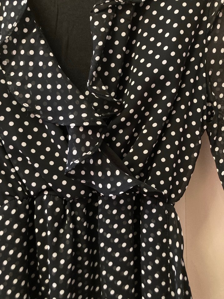 Siyah Puantiyeli V Yaka Midi Elbise - Görsel 3