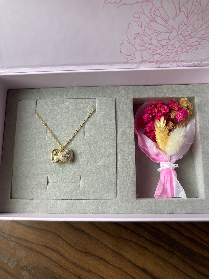 So Chic Saklı İnci Kolye - Görsel 4