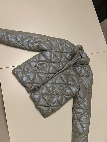 Zara mont