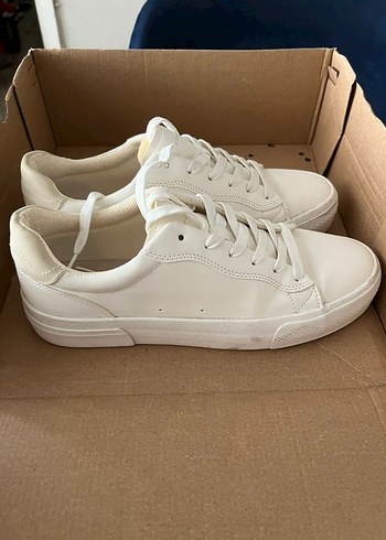 bershka beyaz ayakkabı - Görsel 3