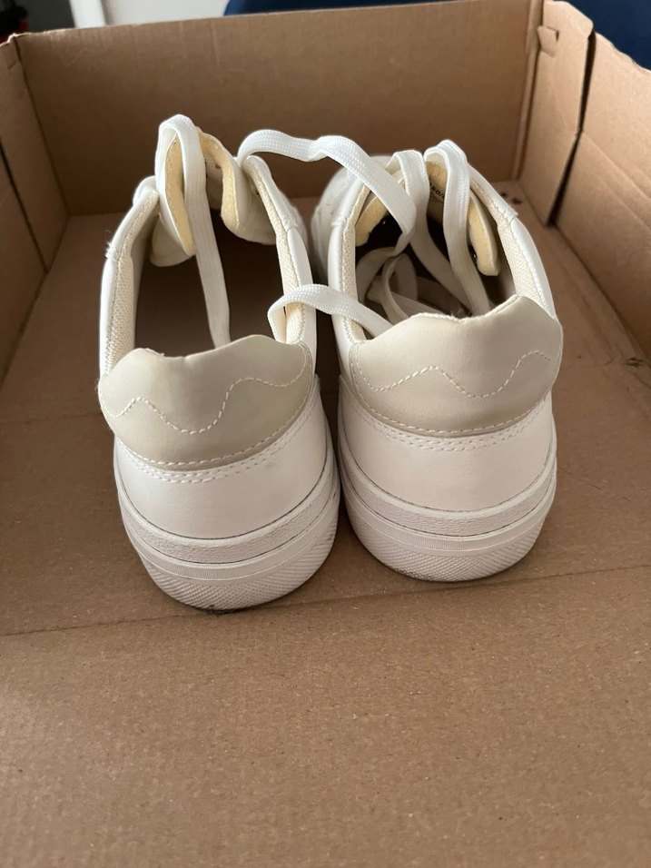 bershka beyaz ayakkabı - Görsel 4
