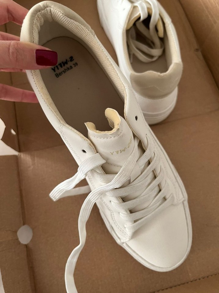 bershka beyaz ayakkabı - Görsel 2