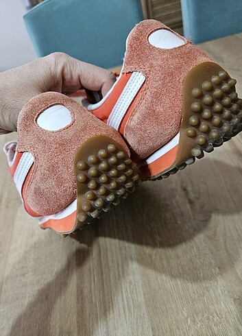 Puma erkek spor ayakkabı..