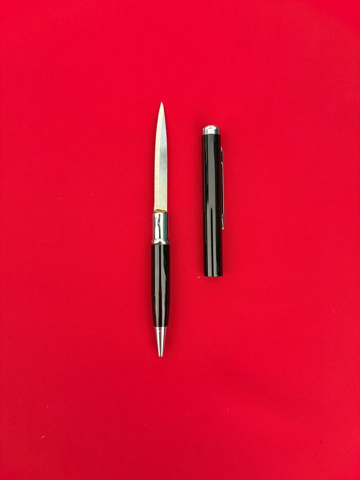 Siyah Kapaklı Tırtıklı Keskin Bıçak Kalem - Görsel 2