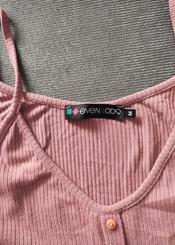 Trendyol & Milla Düğmeli Pembe Askılı Body